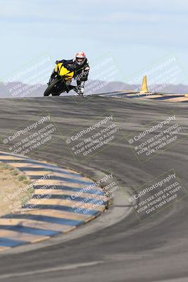 media/Nov-16-2025-Race Pace (Sun) [[8c5fa54630]]/Verified Riders/1-Turns 9 and 10 (925am)/